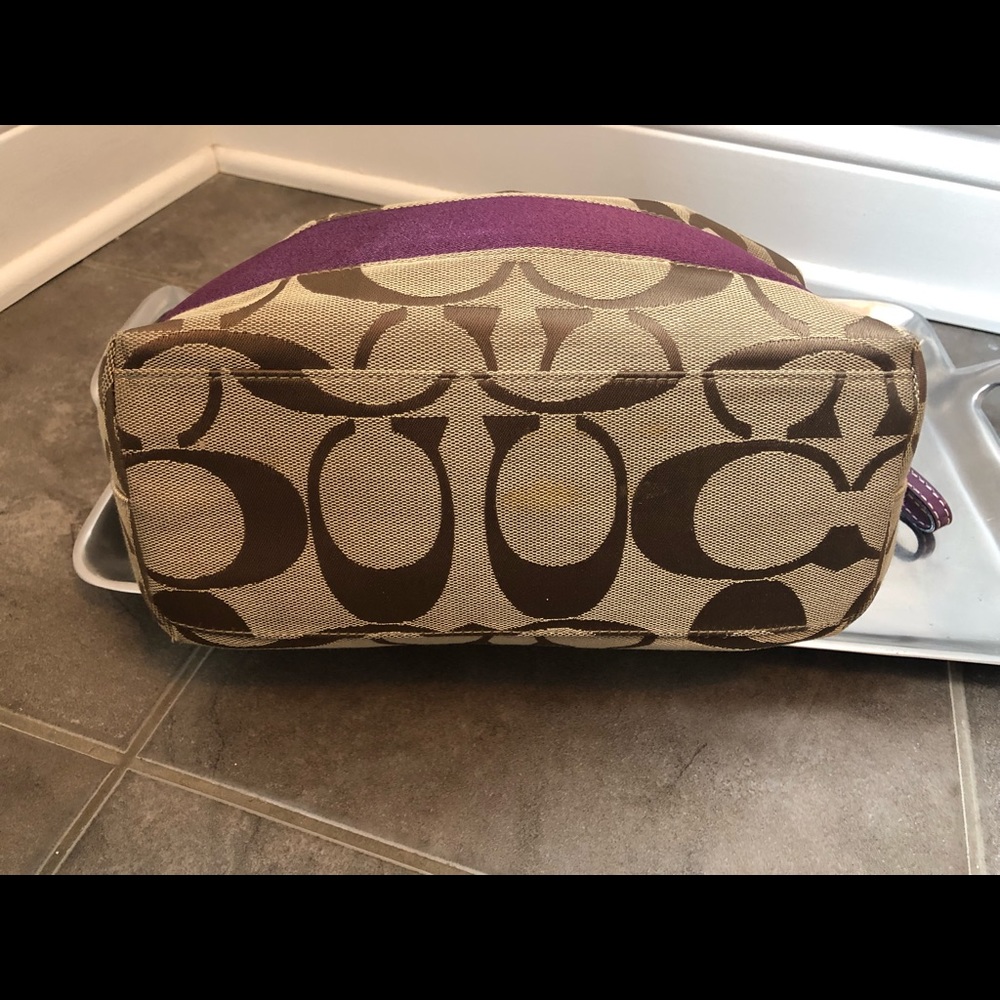Coach Purse - Picture 4 of 13